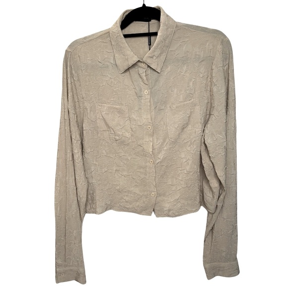 Pretty Little Thing Crinkled Top - Picture 6 of 9